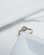 š¤Metallic Spinel-Knife Arm Ringš¤