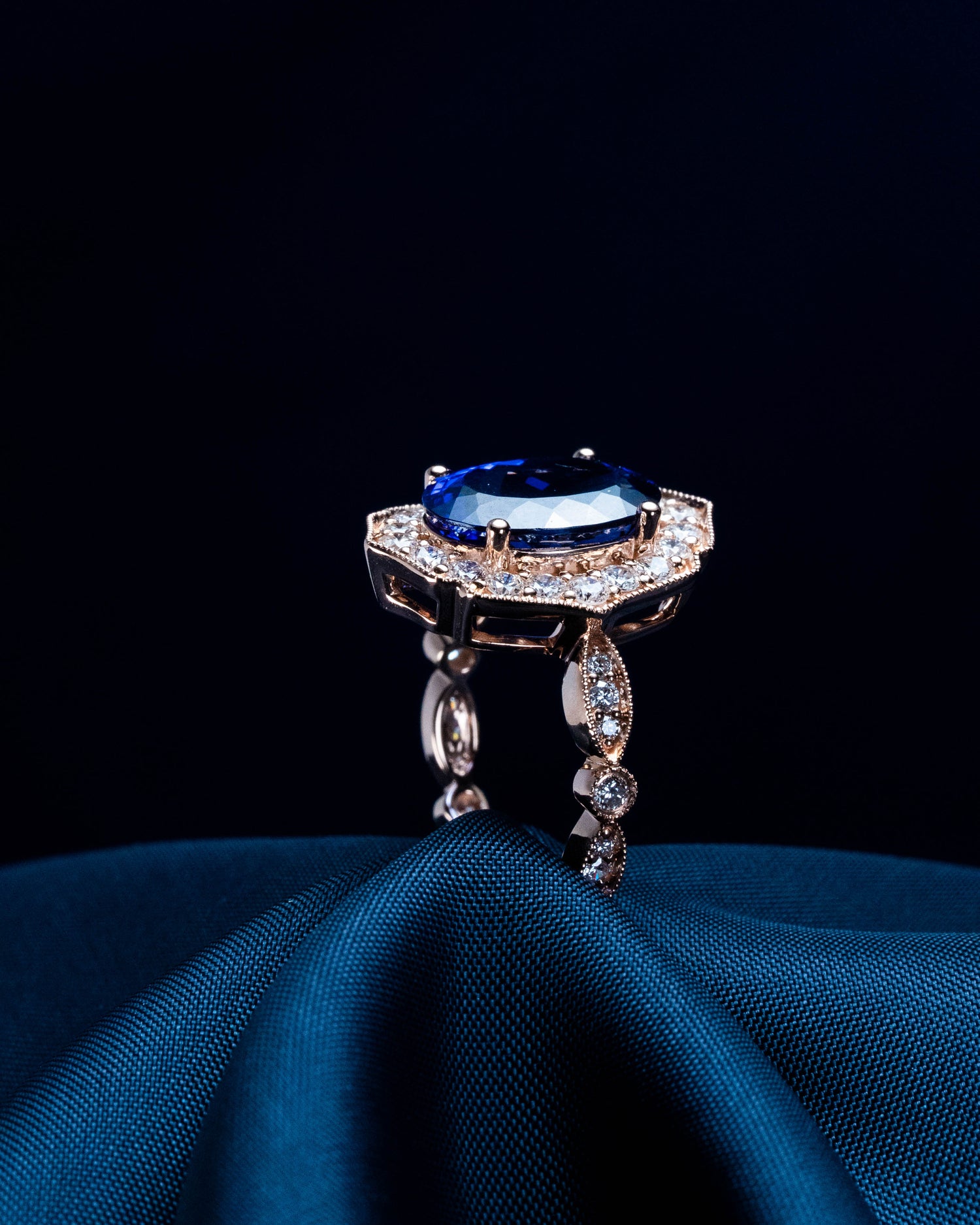 Classic Tanzanite Ring