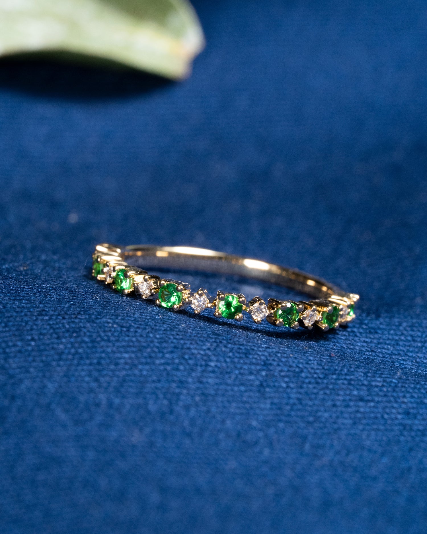 💚Everyday Ring Style - Tsavorite Diamond Baby Ring! 💚